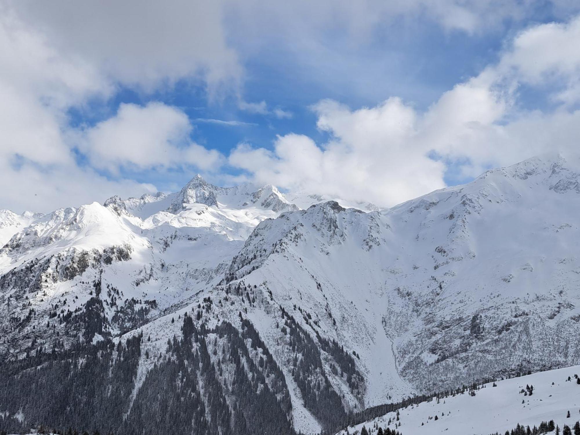 Adorelys Sejour Bien Etre - Spa Et Massage Saint-Cassien  エクステリア 写真
